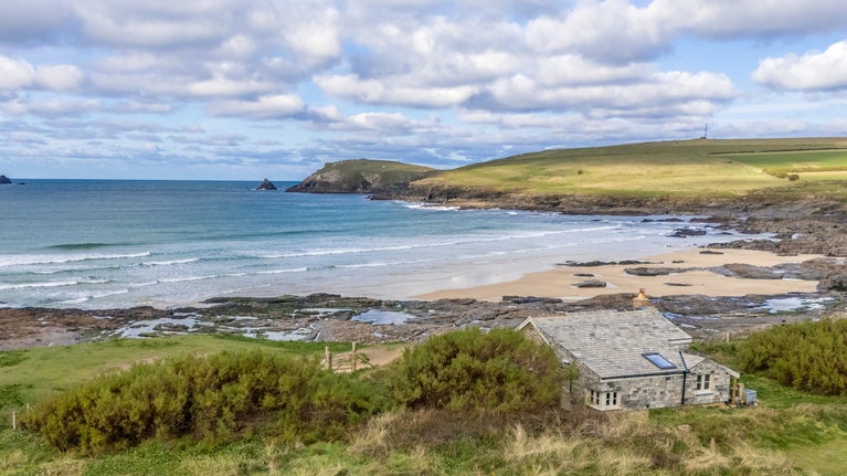 Tom Parsons' Hut on the coast path by Booby's Bay, Cornwall